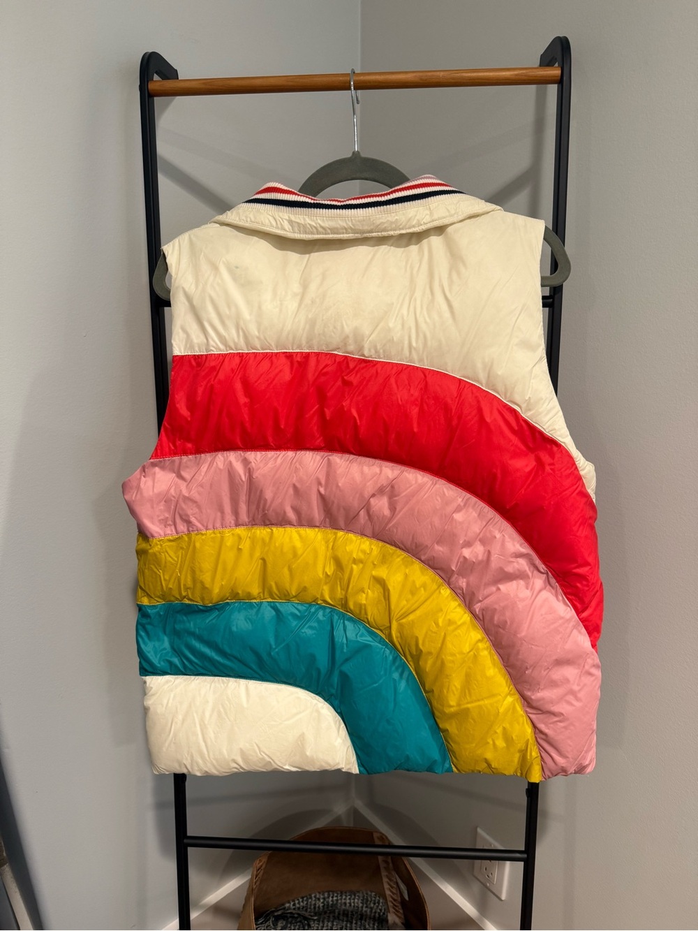 Marine Layer Archive Collection Cream Quilted Rainbow Stripe Puffer Vest - Picture 3 of 4